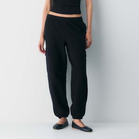 Aritzia TNA Black Cozy Fleece Sweatfleece Mega Cargo Jogger Thick Sweatpants XS - Picture 2 of 13